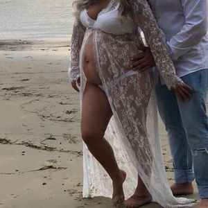 Maternity lace dress